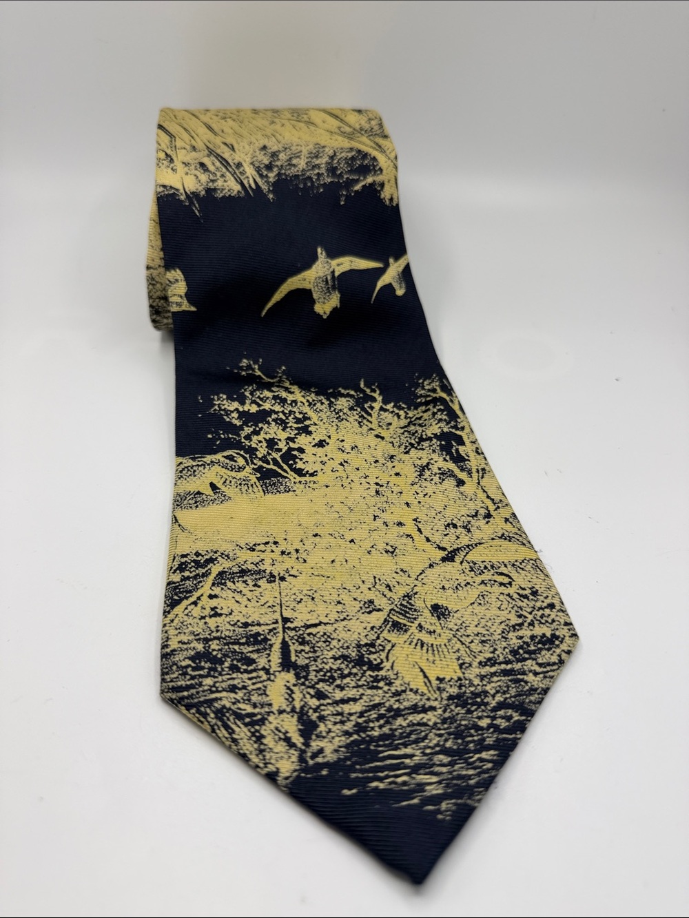 Nautica Vintage 100% Silk Necktie Wild Game Pheasant Bird Hunting Pattern USA